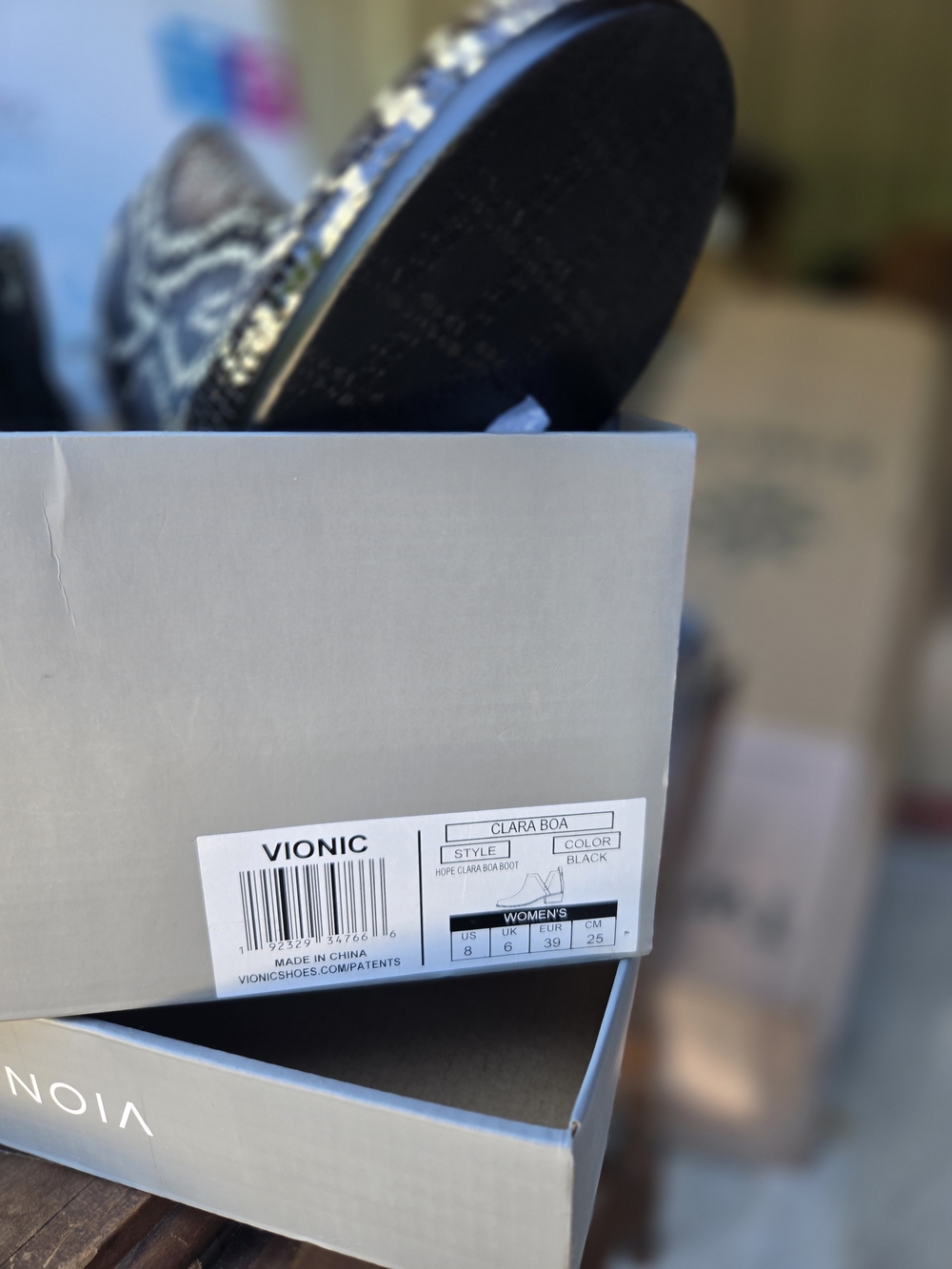 Vionic Clara Boa Black Sandals